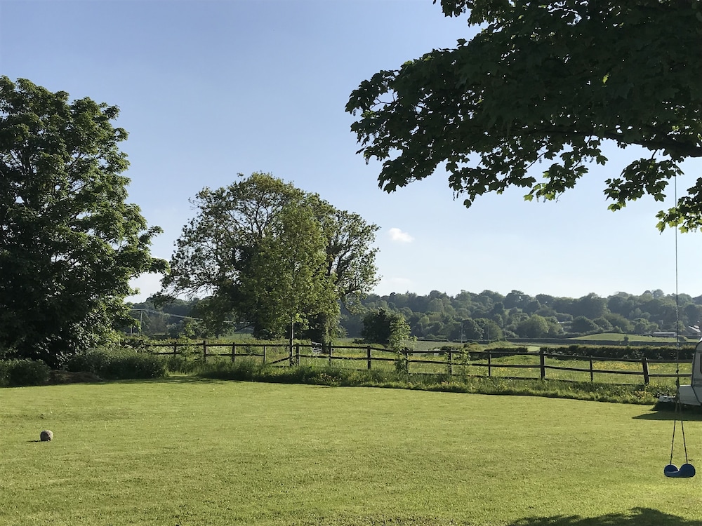 Broncoed Uchaf Country Guest House