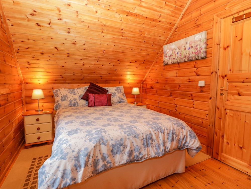 Orchard Lodge