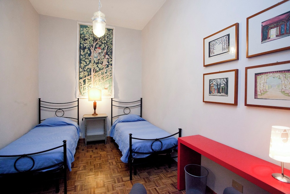 Via Giulia Apartments