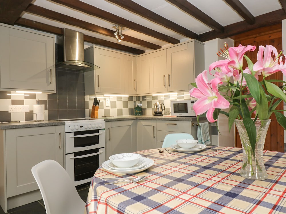 Bodmin Vacations - Trevenning Barn - Property Image 6