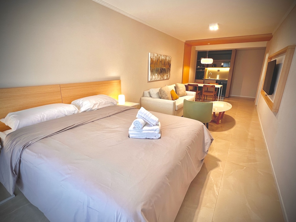 Luxury Apartments in Deco Recoleta by Apartments Bariloche