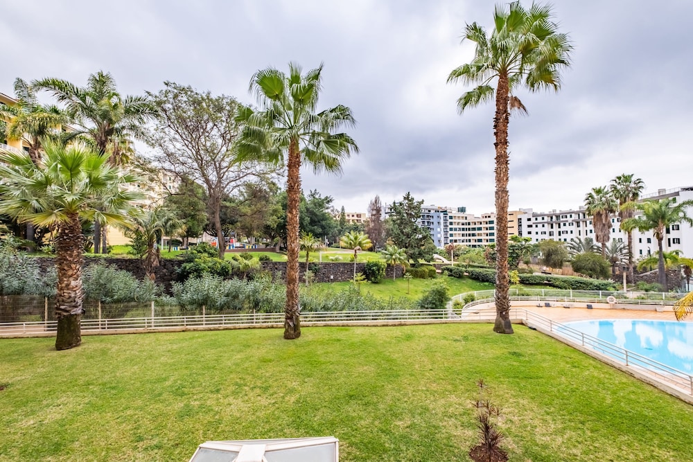 Lux Garden View by Madeira Sun Travel