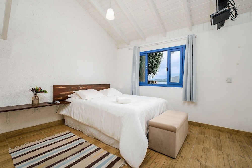 Charming Studio Edge of Lagoa da Conceicao Jhg1733
