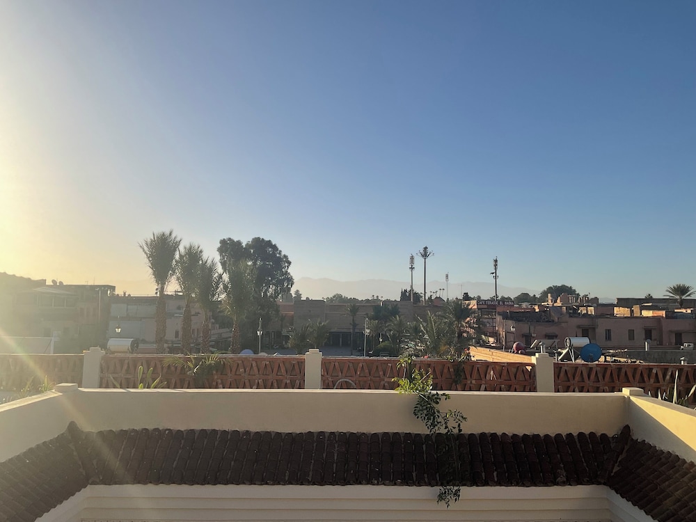Riad Al Muhandiz