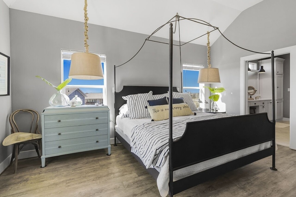 The North Shore 4 Bedroom Home
