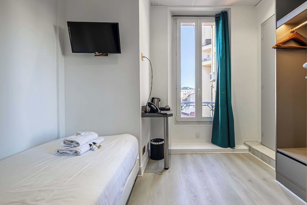 Hotel Avaton - Single Bedroom - Cannes Palais photo 1