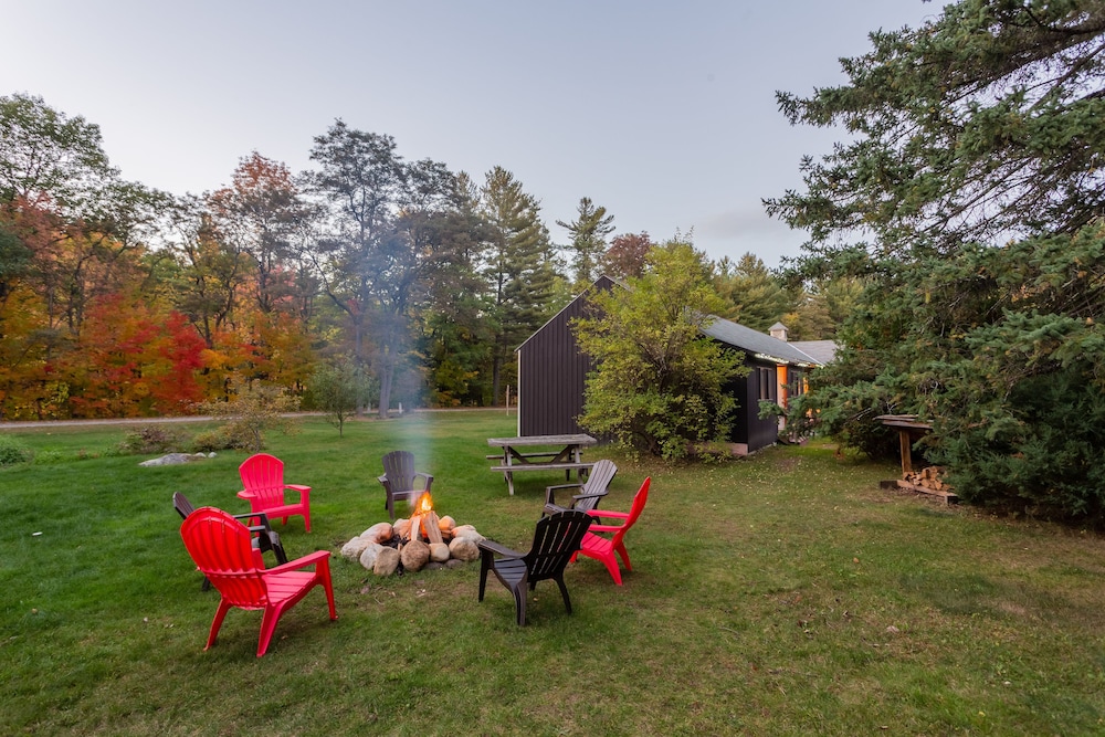 ADK Trail Inn