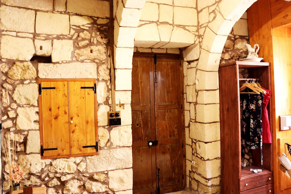 Photo 27