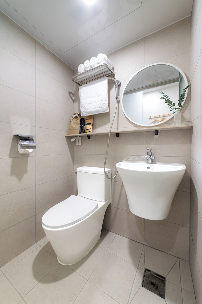 Hi Seoul Hostel Myungdong West
