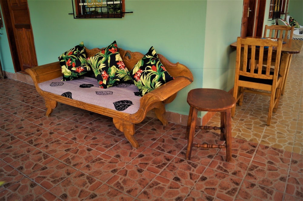 Chez May-Paule Guesthouse photo 2