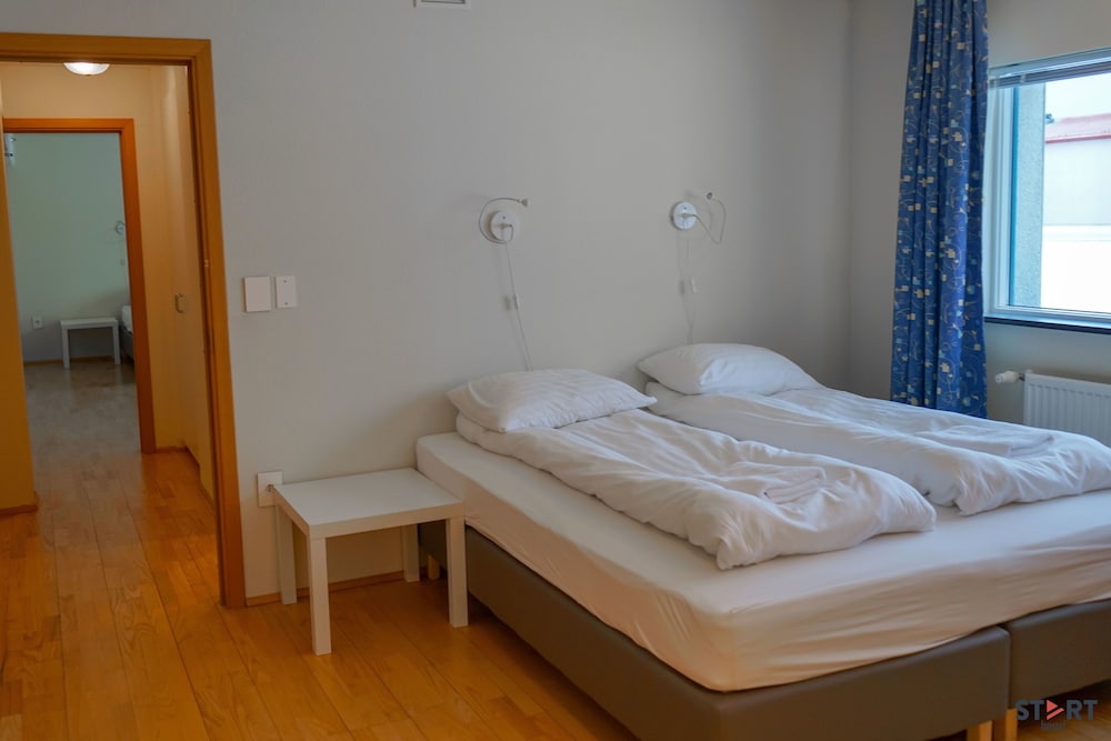 Start Hostel