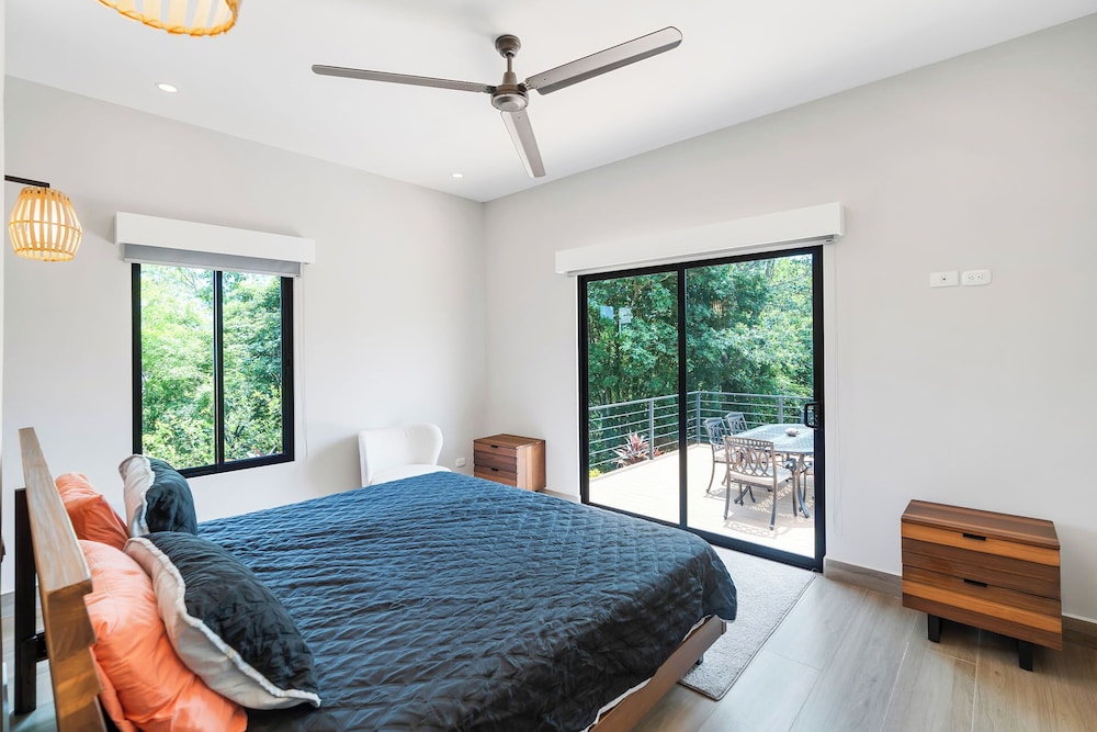 Villa with Minimalist Design & Scenic Deck with Private Infinity Pool and Jungle Views