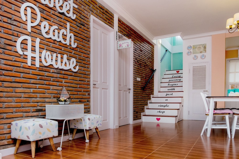 Sweet Peach House