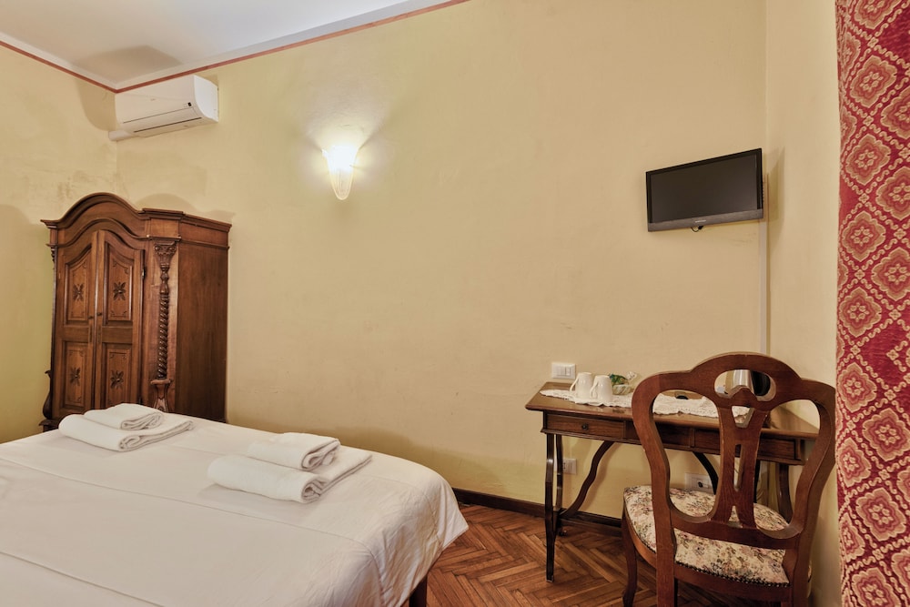 Joy Rialto Rooms Venice