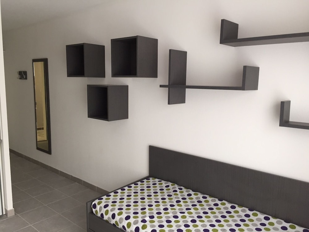 Photo 6