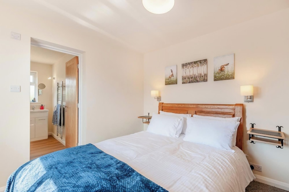 Freshfields, a Countyside Retreat for 8!