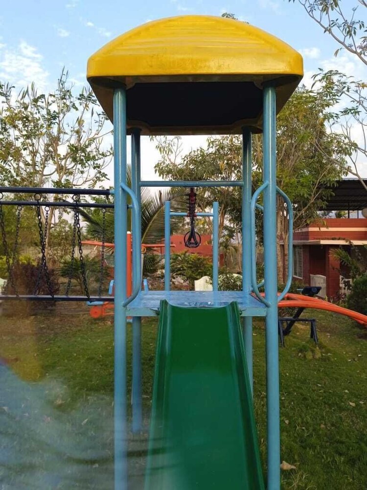 Golden Hill Resort