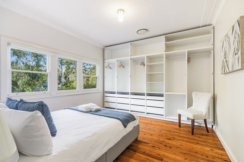 StayAU 4BRM Charming Home in Mt Colah