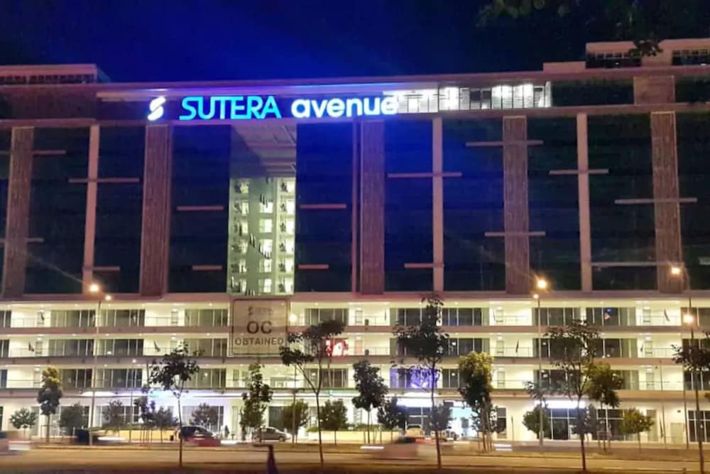 Comfy Home at Sutera Avenue photo 1