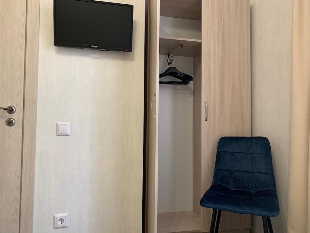 Matrix Hotel