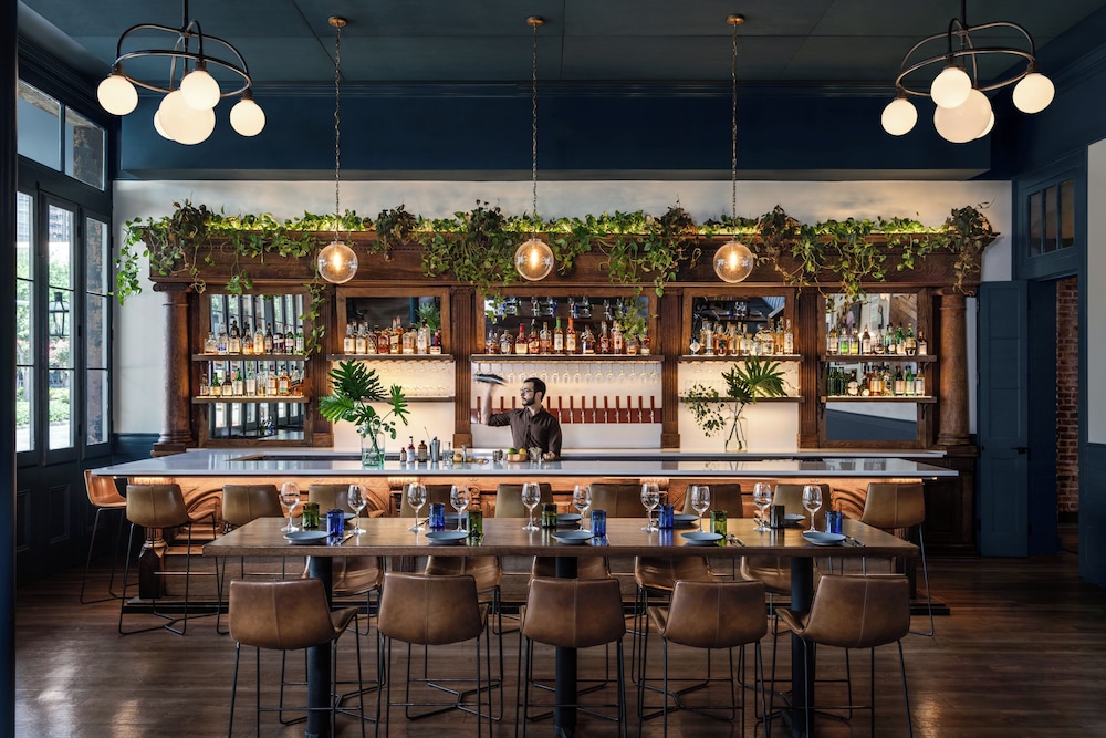 Copper Vine Winepub & Inn