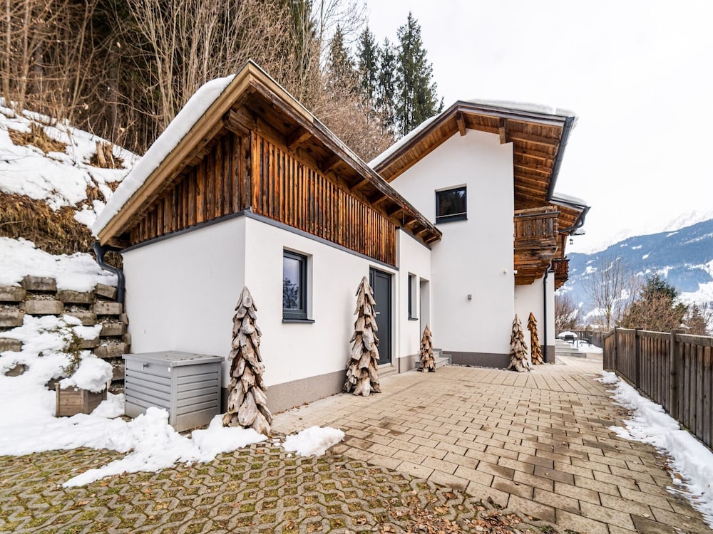 Chalet in Bruck Near Ski Slopes