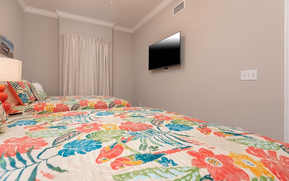 Phoenix Gulf Towers 604 4 Bedroom Condo