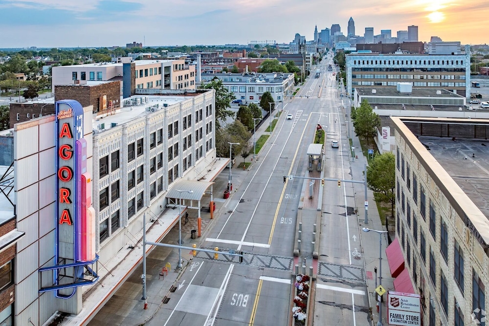 Landing Furnished Apartments Central Cleveland