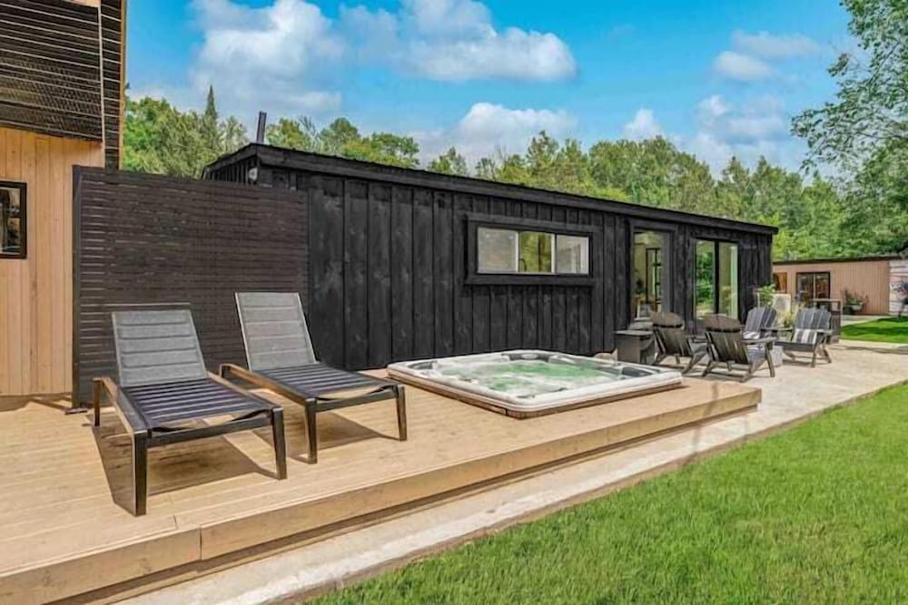 Le Marbella Cabin Resort