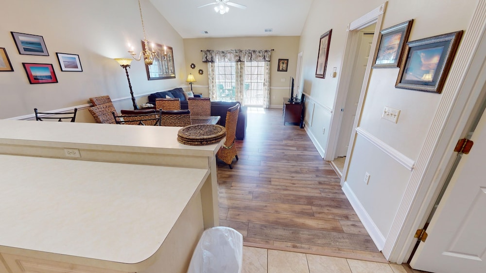 Magnolia Pointe 4877-302 2 Bedroom Condo