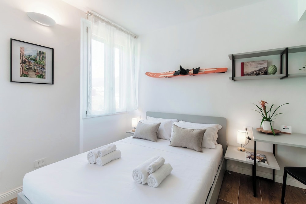 Casa Batèl Suites & Apartments