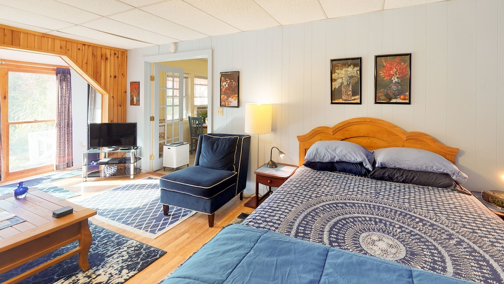 Cavalier Cottage B&B