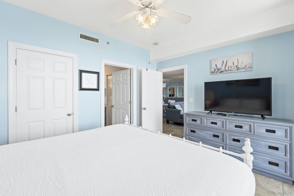Twin Palms Resort by Panhandle Getaways