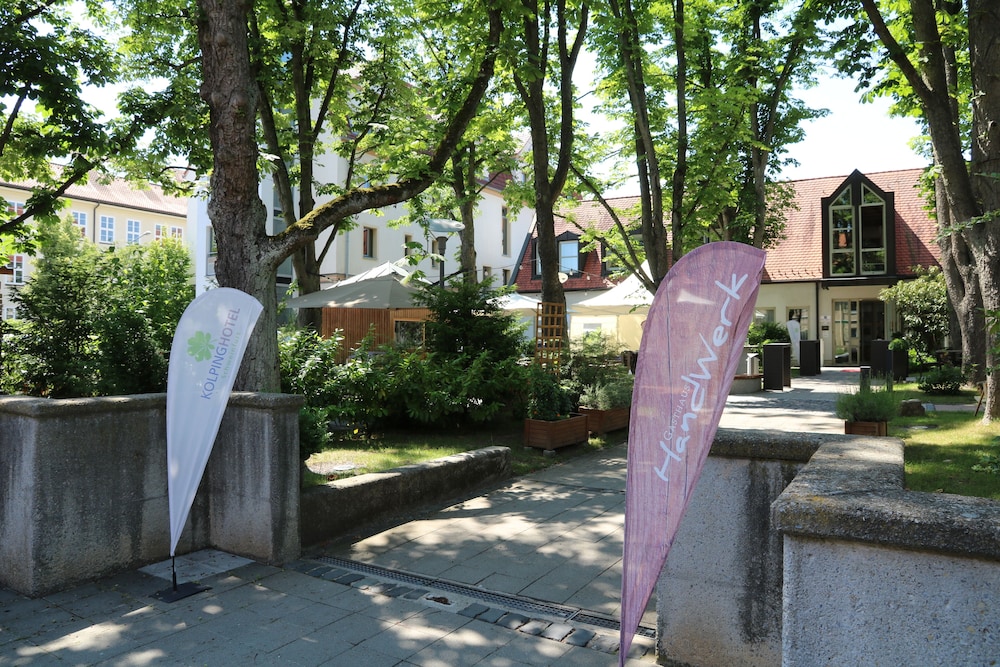 Photo 27