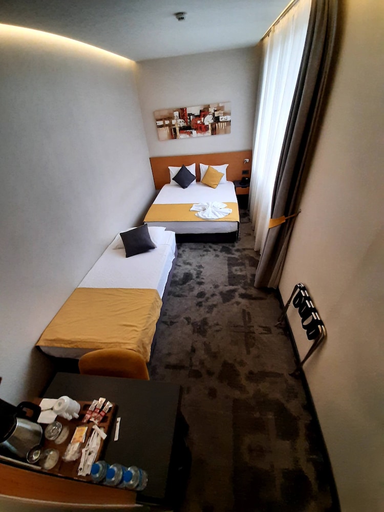 Sapko Airport Otel - Image 29