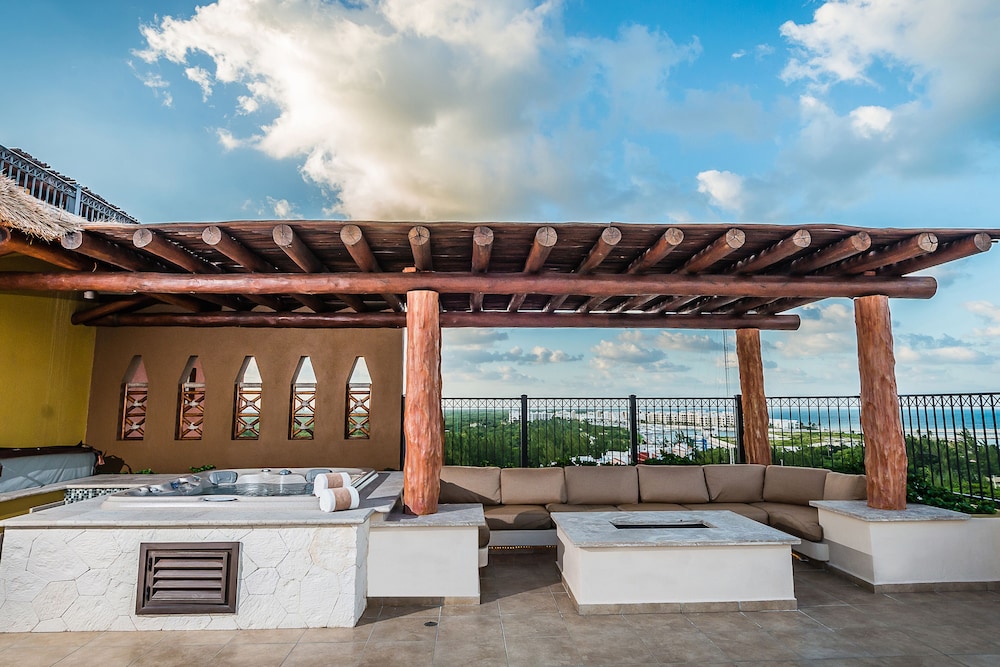 Villa del Palmar Cancun Luxury Beach Resort & Spa