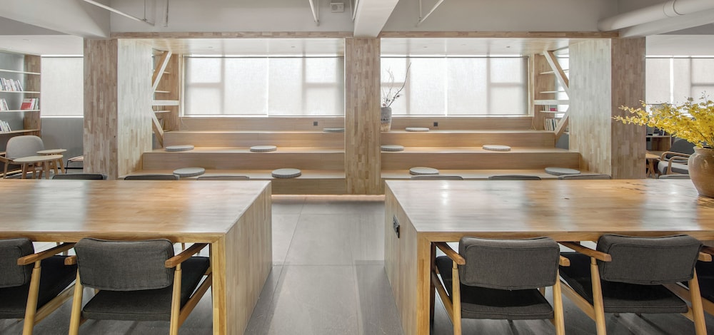 meeting & event spaces