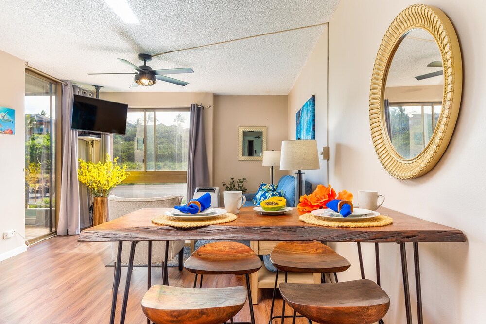 Kahana Manor 418 1 Bedroom Condo by RedAwning view 4