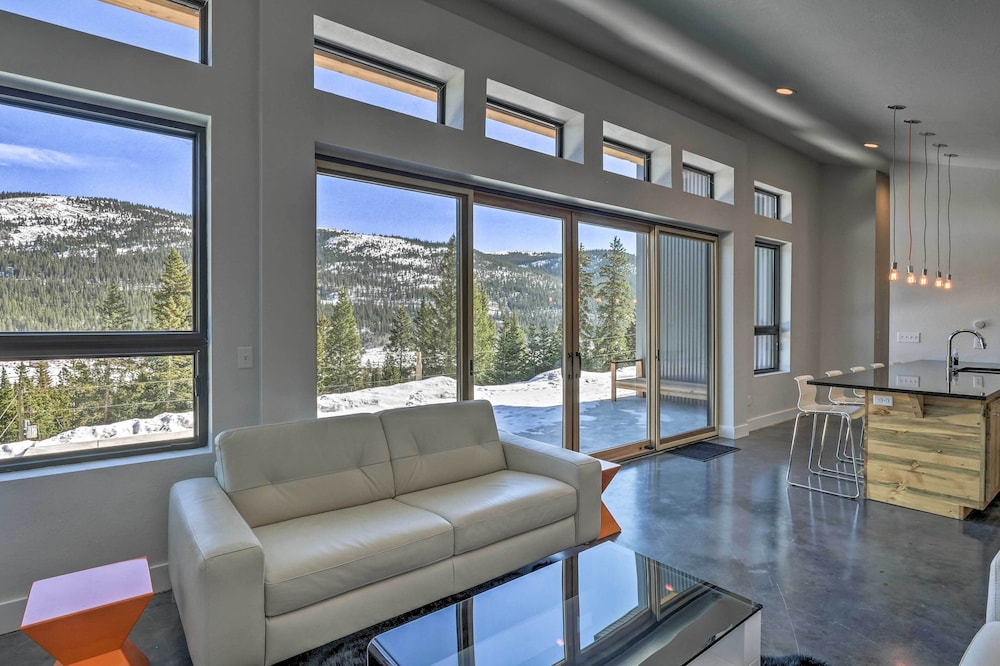 Four Voices Home: Mountain Views, 15 Mi to Breck view 2