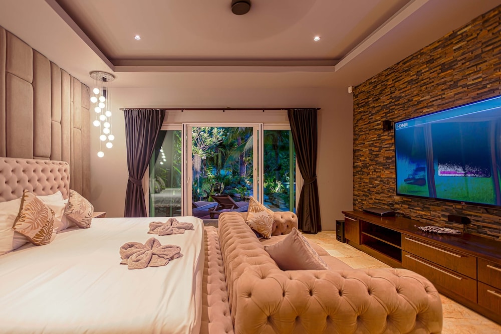 6BR Luxury Tropical Pool Villa PH125 view 4