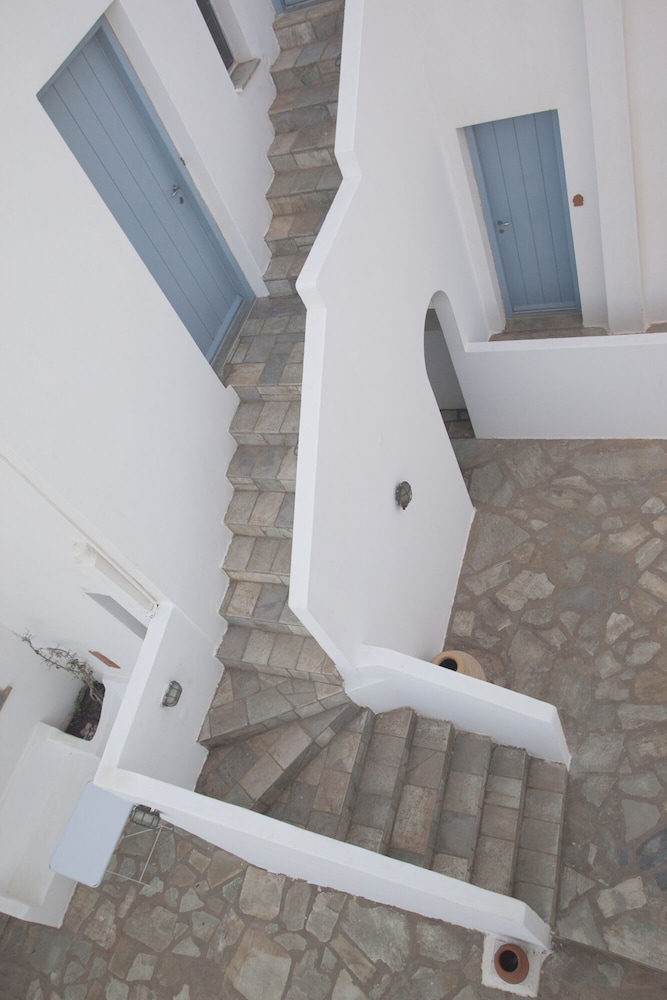 Oliaros Seaside Lodge photo 4