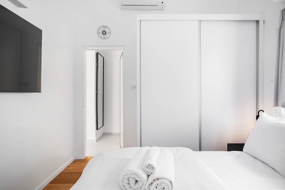 KG4 LUX Apartments