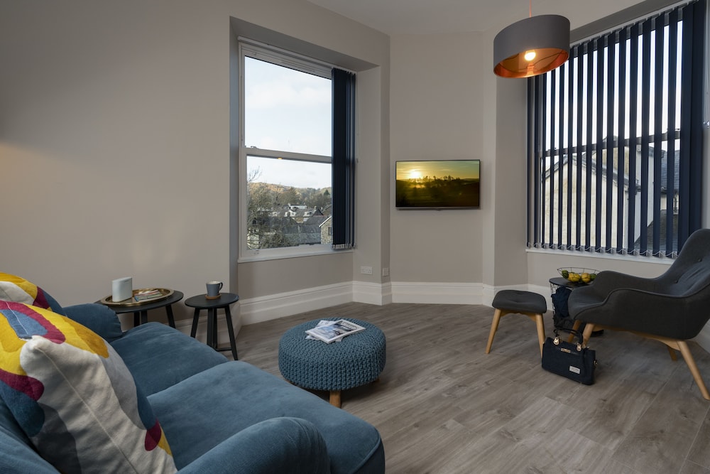 Calm - 1BR - 1BA - Apartment - Central Ambleside view 3