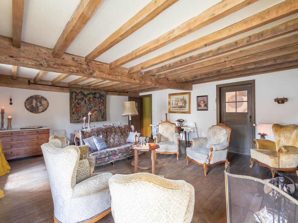 Welcoming Holiday Home in Vresse-sur-semois With Terrace