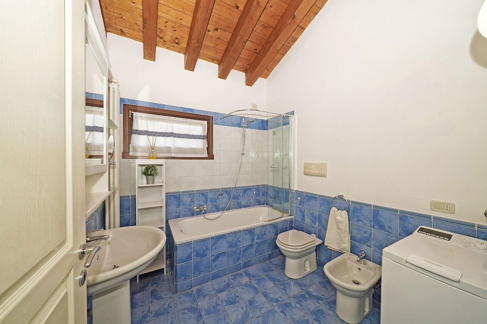 La Rocca 2-11 by Wonderful Italy