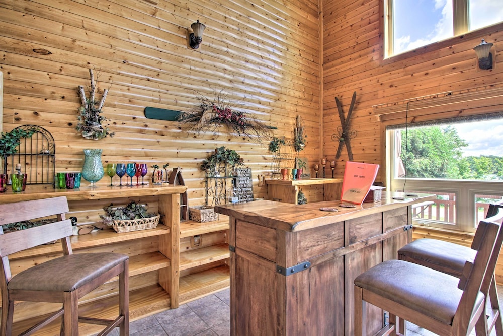 Spacious Frazee Home w/ Direct Lake Access! view 4