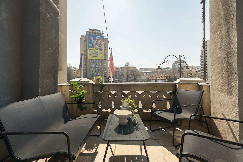 Stunning 3BR Apartment in Bucharest