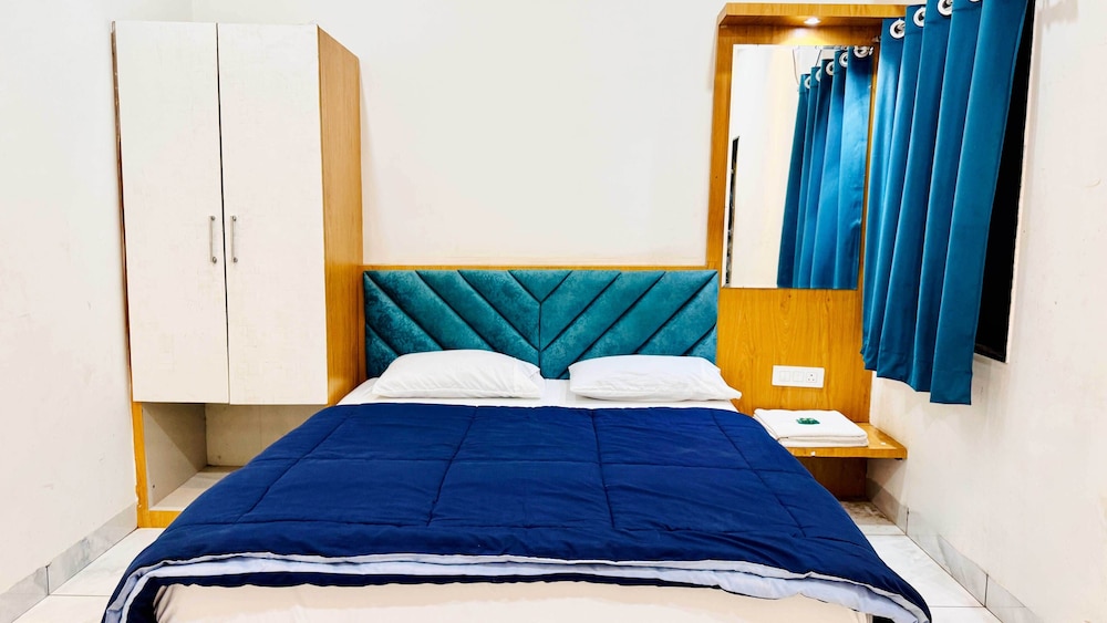 Hotel Raj Inn