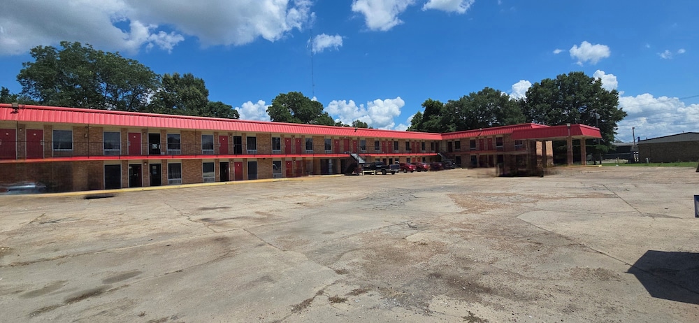 c towninn and suites