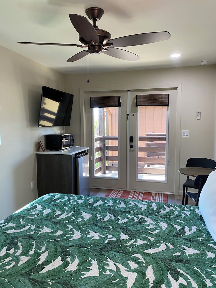 Kona Kai Motel